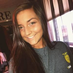 Meet your Posher, Hayley